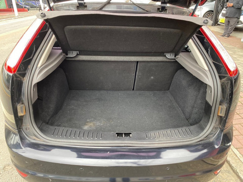 Imagem 9 de 13 de Focus Hatch 1.6 Completo+flex+rodas
