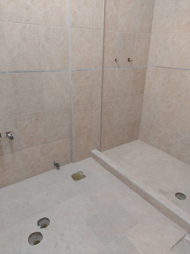 Imagen 7 de 12 de Townhouse En Obra Blanca En Santa Cruz, San Diego Con Pozo