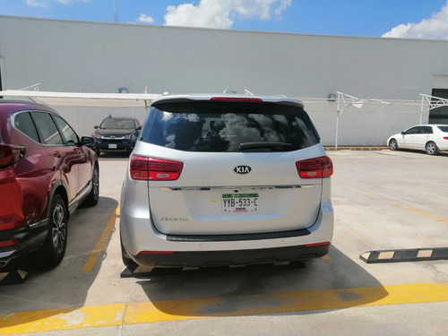 Imagen 6 de 7 de Kia Sedona Lx 2020
