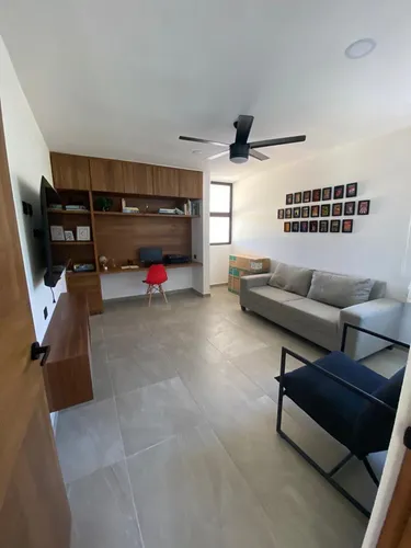 Casa En Venta Merida, Conkal En Privada, Con Paneles Solares, Junio 2025.