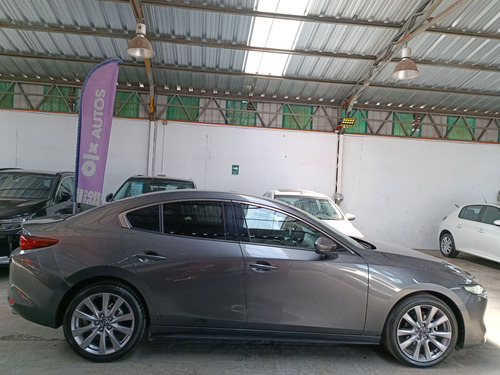 Mazda 3 2024