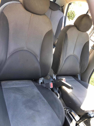 Kia Rio Automático