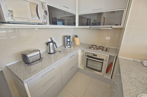 Imagen 7 de 14 de Apartamento En Venta Y Venta Anual - Playa Brava - Punta Del Este