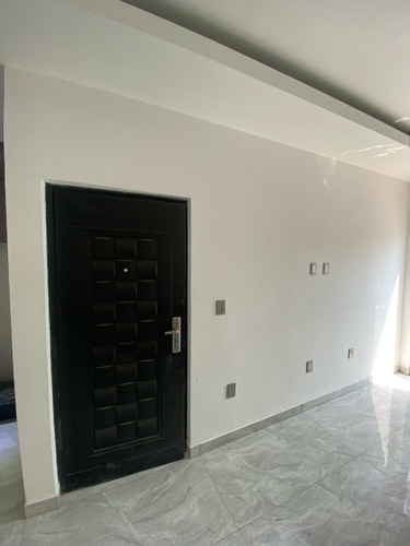 Departamento En Venta, Primer Piso, Viveros De La Loma, Tlalnepantla De Baz.
