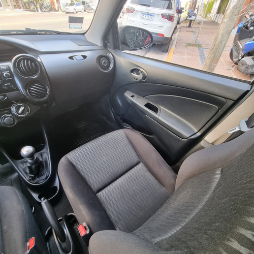 Toyota Etios 1.5 X 6mt My19