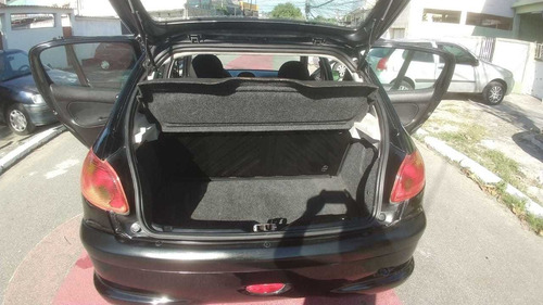 Peugeot 206 2008 1.4 Presence Flex 5p