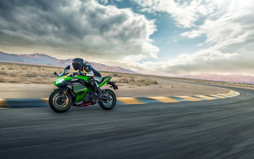 Imagen 4 de 15 de Kawasaki Ninja 400 Abs 0km 2023 Créditos Prendarios