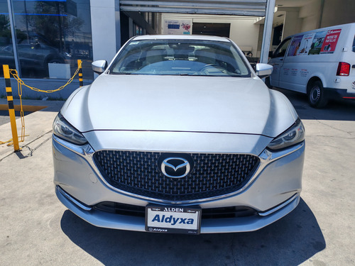 Mazda 6 Signature