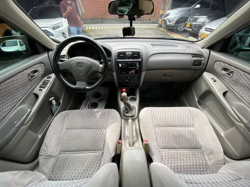 Mazda 626 Nuevo Milenio 2.0 2001