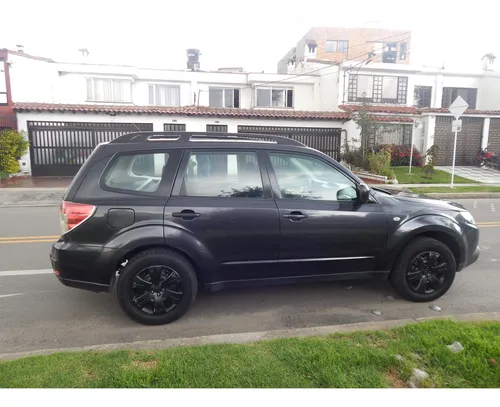 Subaru Forester 2.0 AT 4X2