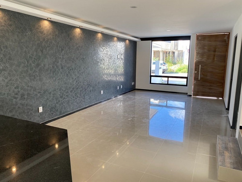 Cómoda Casa De Una Planta- Artelia, Preventa