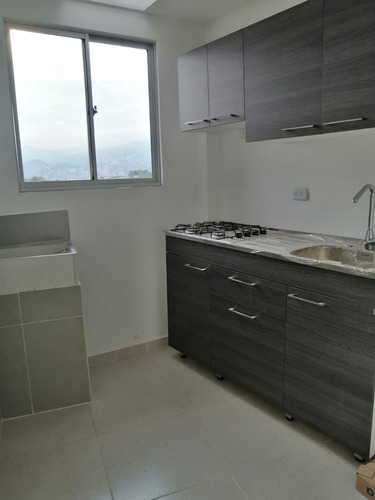 Imagen 8 de 10 de Venta De Aparta Estudio Totalmente Remodelado En Segundo Piso, No Paga Administración