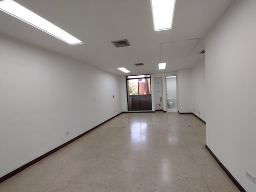 Oficina En Venta En Medellín Sector Poblado 