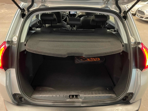 Peugeot 2008 1.6 Feline 2016