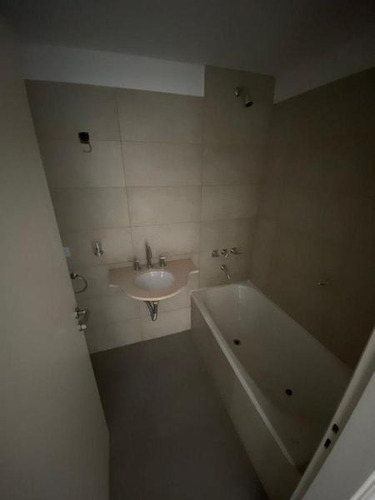 Imagen 6 de 10 de Departamento En Venta De 1 Dormitorio En Bahía Blanca