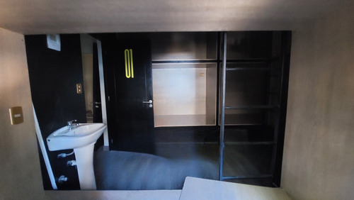 Casa En Venta De 5 Dorm. En Providencia