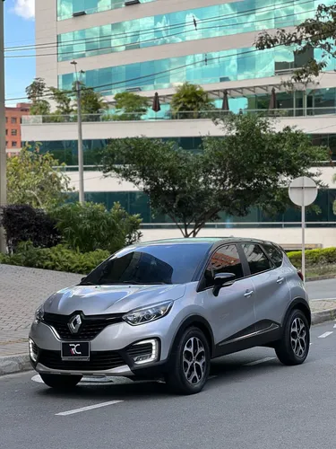 Renault Captur 2.0 Intens Automática