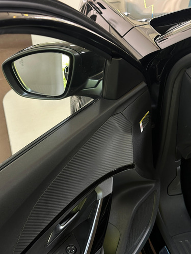 Peugeot 2008 1.0T Gt