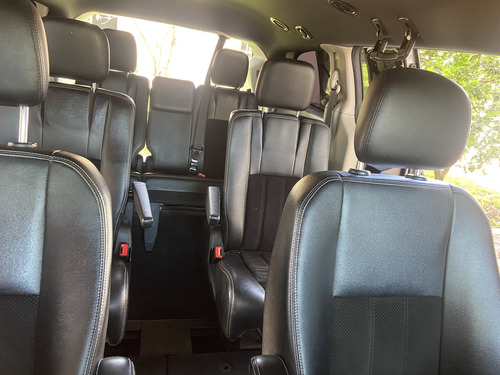 Dodge Grand Caravan 3.7 Sxt At