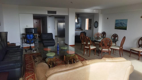 Imagen 3 de 12 de Apartamento En Venta En Edificio San José En Paraíso Il