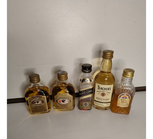 Lote De 4 Botellas En Miniatura De Whisky Royal Crown, Etc.