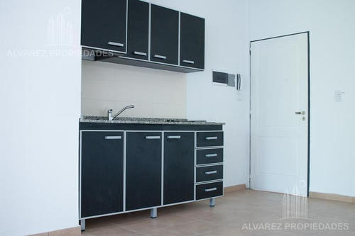 Imagen 4 de 9 de Departamento Monoambiente Venta Ituzaingó