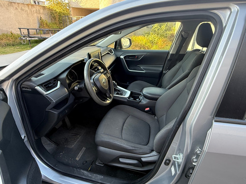 Toyota RAV4 2.5 Le 204hp At