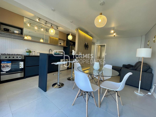 Imagen 4 de 30 de Tour Virtual Departamento Venta 2 Ambientes Reciclado Con Balcón Corrido ~ Macrocentro Mar Del Plata
