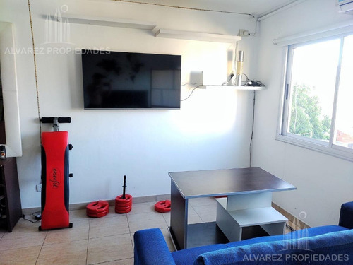 Imagen 4 de 9 de Monoambiente - Villa Sarmiento.