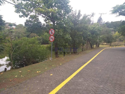 Terreno À Venda, Condomínio Vale Da Santa Fé, Vinhedo. - Te0496