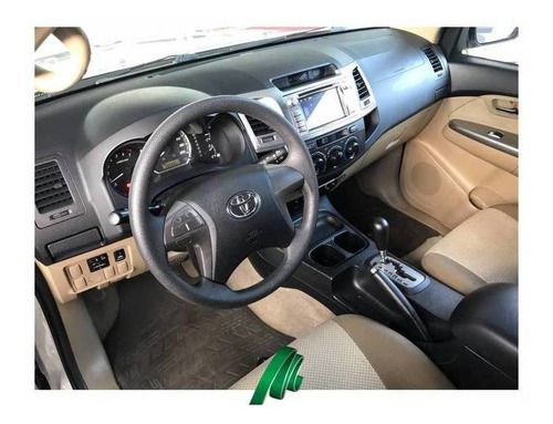 Imagem 3 de 11 de Toyota Hilux Sw4 Sr 4x2 2.7 16v