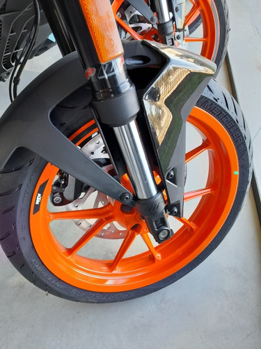 Imagen 13 de 16 de Ktm Naked Duke 390 2022 - En Motoswift