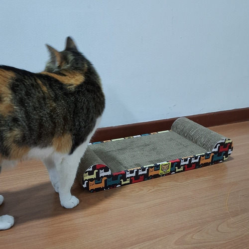 Imagen 5 de 6 de Rascador De Cartón Para Gatos - Ref Diván 48cm Mielfelina