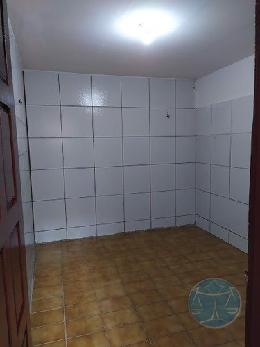 Imagem 6 de 9 de Casa Com Dois Quartos E Garagem - L-11359