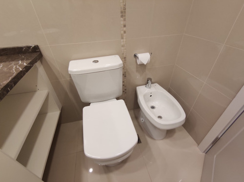 Apartamento Alquiler Invernal O Anual- Place Lafayyete! Aa -cómodo- Moderno- Con Todos Los Servicios!