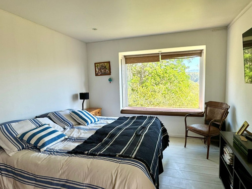 Cómoda Casa Con Vista Al Valle.