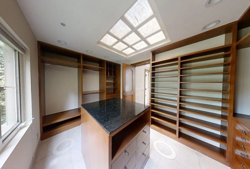 Casa En Venta En La Toscana En Bosques De Las Lomas: Tu Nuevo Hogar !