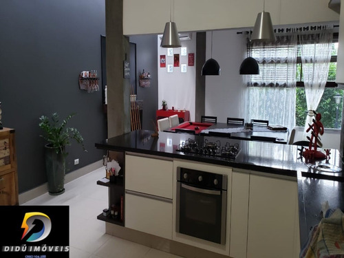Imagem 19 de 30 de Casa Térrea Recém Reformada No Rudge Ramos Com 231 M² De Área Construída, Sendo 3 Dormitórios, Amplo Quintal E 5 Vagas Cobertas. - Ca00113 - 69669653