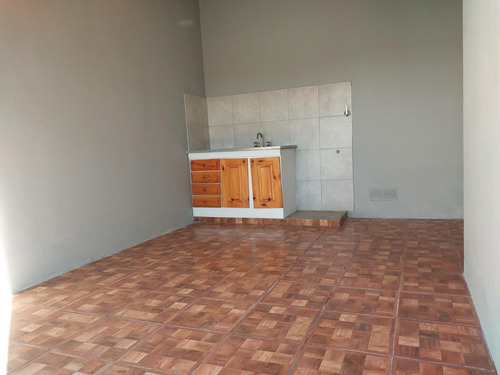 Departamento En Venta - 2 Dormitorios 3 Baños - 550mts2 - Carmen De Areco