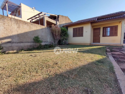 Casa Com 2 Dormitórios À Venda, 65 M² Por R$ 319.000,00 - Canudos - Novo Hamburgo/rs - Ca3850