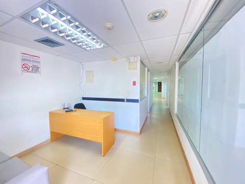 ¡ubicación Privilegiada En Altamira! Local Comercial En Alquiler