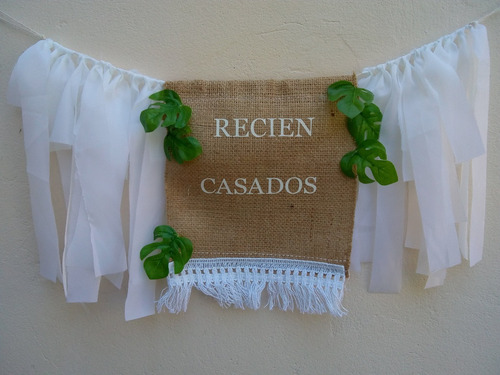 Imagen 1 de 1 de Banderín Casamiento Arpillera Flecos Tiritas Blanco