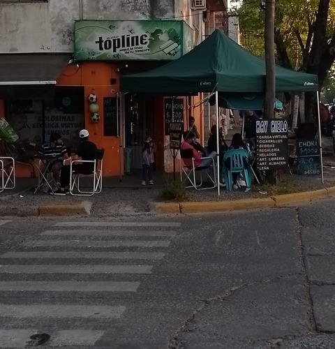 Vendo Fondo De Comercio,  Rubro Maxikiosco 