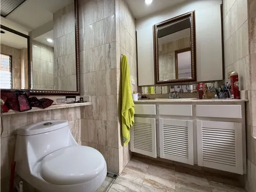 Venta De Apartamento En El Poblado En Los Balsos, Unidad Completa