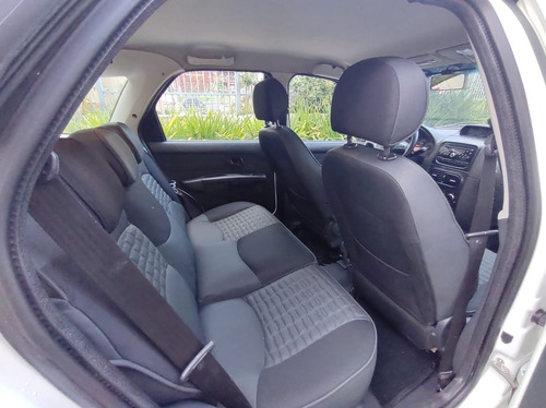 Imagem 14 de 14 de Fiat / Palio Adventure Locker 1.8 Flex - 2017/2017