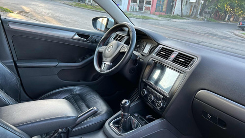 Volkswagen Vento 2.0 Sportline Tsi 200cv