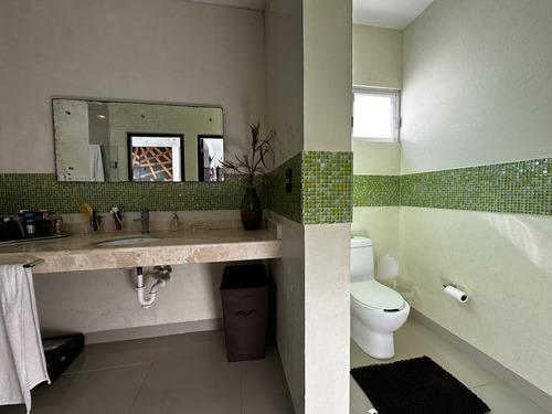 Casa En Venta En Cholul De Una Planta.