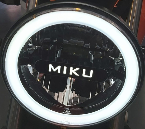 Imagen 10 de 15 de Moto Electrica Sunra Miku Max Litio 800 W Scooter Un Sueño D