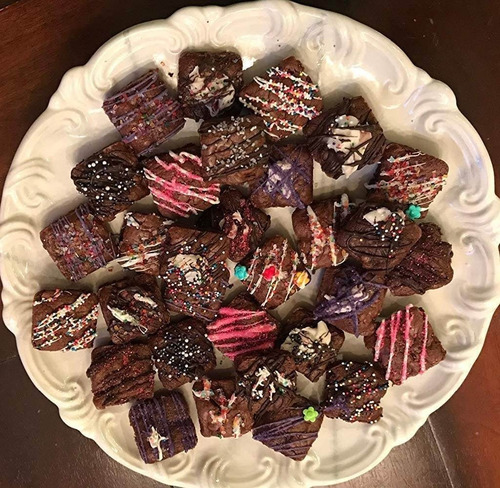 Imagen 6 de 7 de Molde De Silicona Para Brownie Lawei - De 24 Cavidades, Paqu