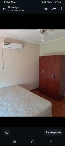 Casa De 4 Dormitorios Y 3 Baños Con Casa De Casero